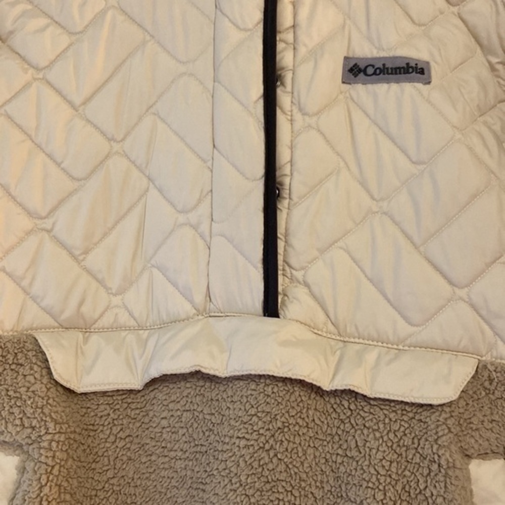 Columbia White and Tan Jacket - Picture 2 of 6